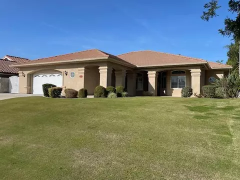 4812 Zinfandel Ln, Bakersfield, CA 93306