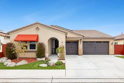 3293 Soledad Ave, Clovis, CA 93619