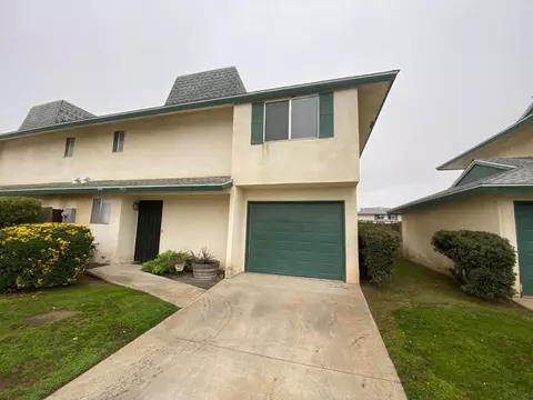 4908 N Winery Cir, Fresno, CA 93726