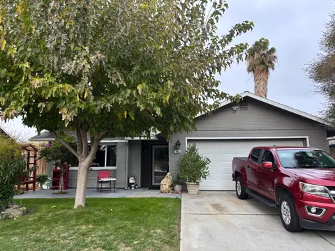 1663 Saltbrush Ave, Coalinga, CA 93210