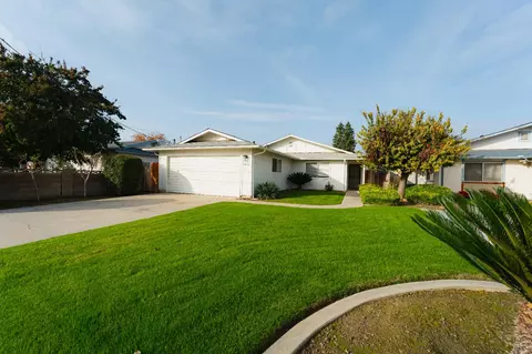 4438 W Feemster Ave, Visalia, CA 93277