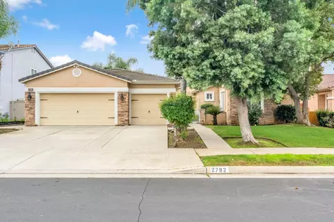 2782 Poe Ave, Clovis, CA 93611