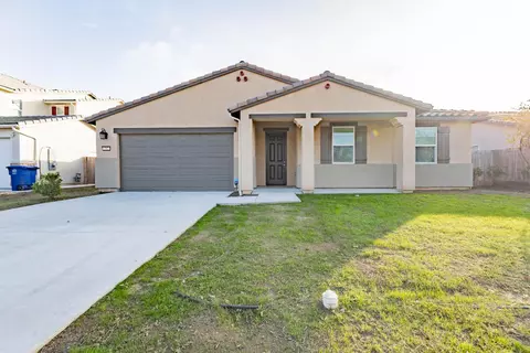 782 Skansen St, Kingsburg, CA 93631