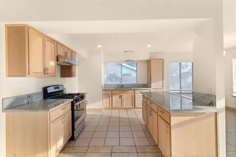 Kitchen - 555 W Ashcroft Ave, Clovis, CA 93612 photo 1 of 2