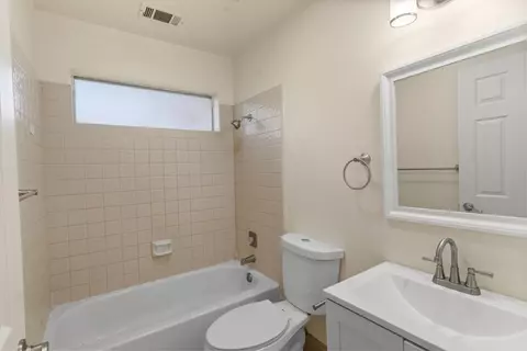 Bath - 555 W Ashcroft Ave, Clovis, CA 93612 photo 1 of 1