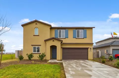 1462 W Randy Ct, Fowler, CA 93625