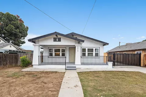 4429 E Thomas Ave, Fresno, CA 93702