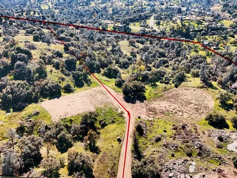 0 Country Oak, Prather, CA 93651