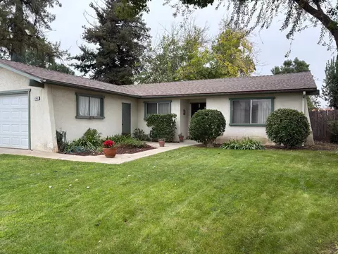 1303 W Pinedale Ave, Fresno, CA 93711