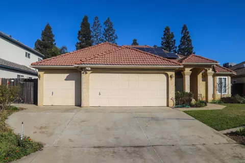1340 E Omaha Ave, Fresno, CA 93720