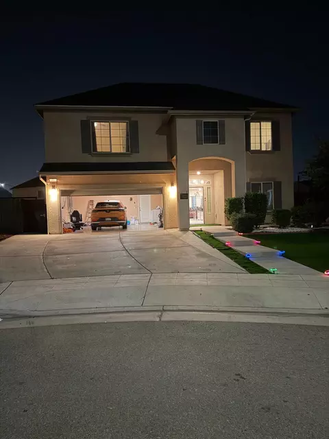 1616 N Delbert Ave, Fresno, CA 93722