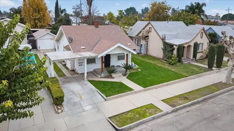 824 Hoag Ave, Sanger, CA 93657