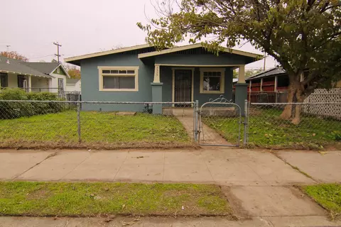 3539 E Mckenzie Ave, Fresno, CA 93702