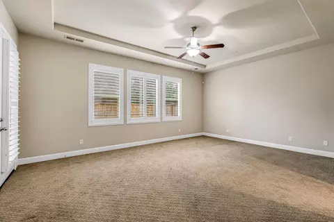 Living - 4199 N Quail Xing, Clovis, CA 93619 photo 9 of 12