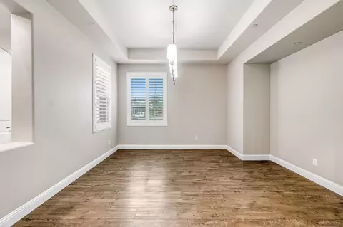 Living - 4199 N Quail Xing, Clovis, CA 93619 photo 7 of 12