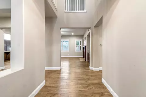 Entry Way - 4199 N Quail Xing, Clovis, CA 93619 photo 2 of 5