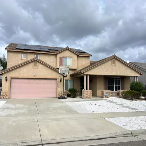 1950 W Rio Hondo Way, Hanford, CA 93230