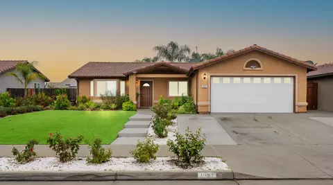 1935 Madison Dr, Madera, CA 93638