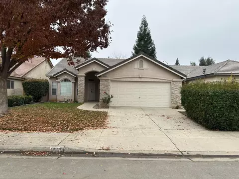 9929 N Price Ave, Fresno, CA 93720