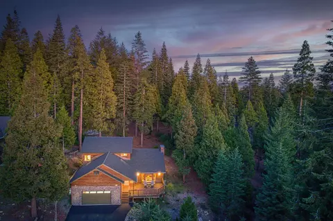 41876 Timber View Ln, Shaver Lake, CA 93664