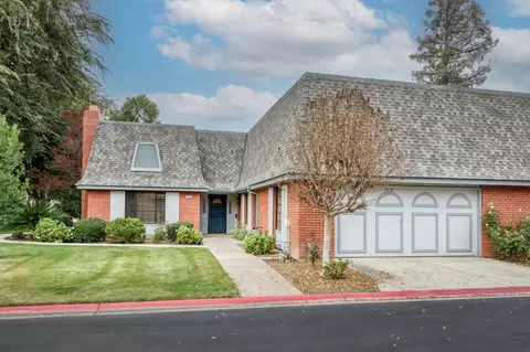 2808 W Downing Ct W, Fresno, CA 93711