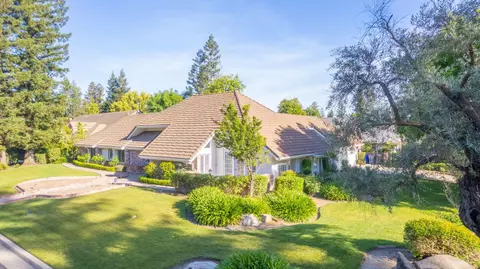 2903 W Cromwell Ave, Fresno, CA 93711