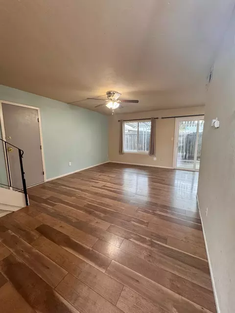 4815 N Winery Cir, Fresno, CA 93726