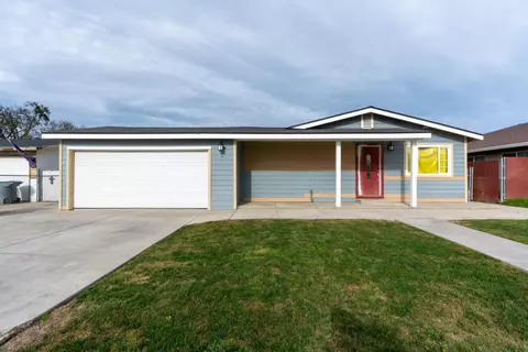 1821 W 8th St, Merced, CA 95341