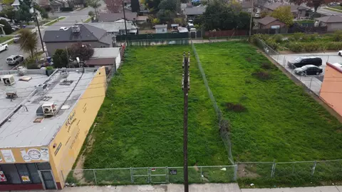 3366 E Butler Ave, Fresno, CA 93702