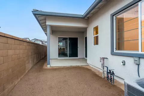 331 Peters Ln S, Madera, CA 93636 photo 11
