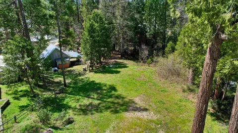 123 Dogwood Crk, Bass Lake, CA 93604