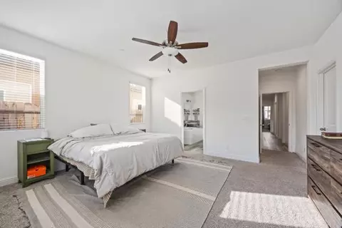 Entry Way - 1667 Las Rosas Ave, Clovis, CA 93619 photo 7 of 8