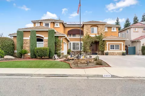 2524 E Granada Ave, Fresno, CA 93720