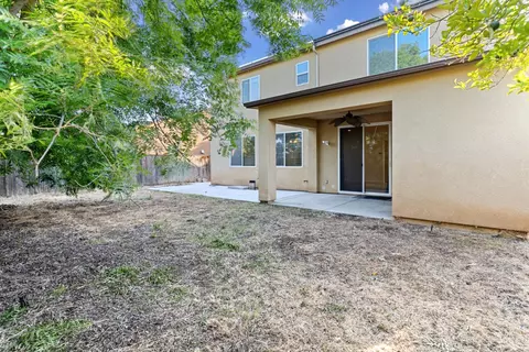 Exterior - 603 Kaweah Ave, Clovis, CA 93619 photo 5 of 6