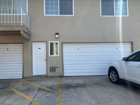 Exterior - 2236 Peach Ave #3, Clovis, CA 93612 photo 4 of 4
