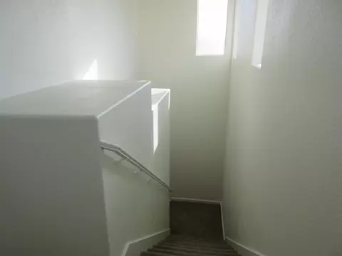 Entry Way - 1016 Papaya St, Madera, CA 93638 photo 1 of 2