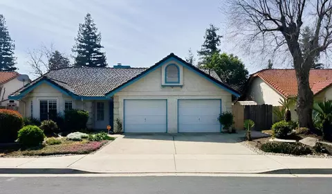 2526 Gibson Ave, Clovis, CA 93611 photo 1