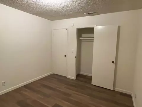 Bedroom - 14853 W Middleton, Kerman, CA 93630 photo 2 of 5