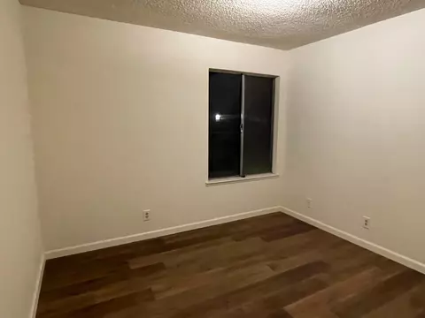 Bedroom - 14853 W Middleton, Kerman, CA 93630 photo 1 of 5