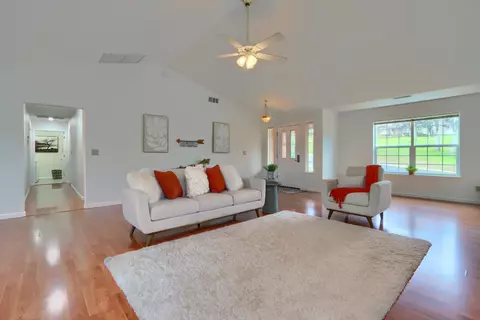 Living - 5301 Farfalla Cir, Mariposa, CA 95338 photo 4 of 6