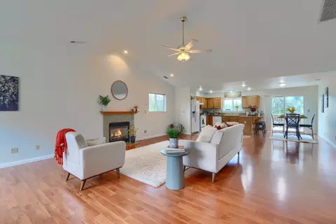 Living - 5301 Farfalla Cir, Mariposa, CA 95338 photo 1 of 6