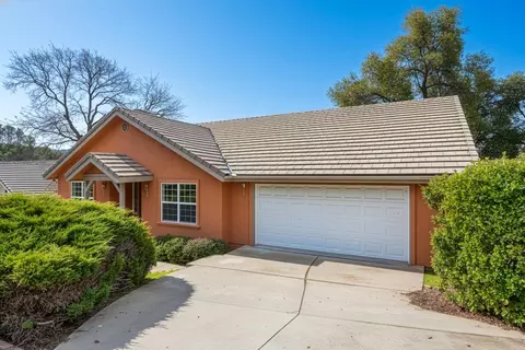 Exterior - 5301 Farfalla Cir, Mariposa, CA 95338 photo 2 of 10