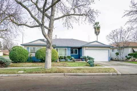 4692 N 3rd St, Fresno, CA 93726