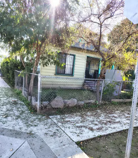 2636 E Washington Ave, Fresno, CA 93701