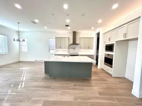 Kitchen - 1604 Heirloom Ave, Clovis, CA 93619 photo 1 of 4