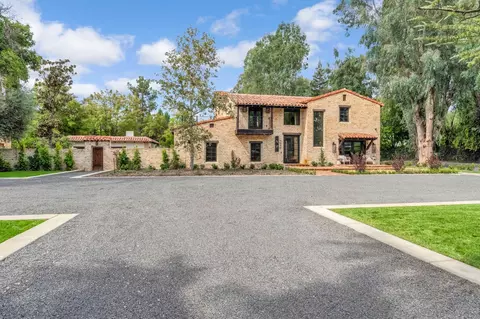 4689 N Van Ness Blvd, Fresno, CA 93704