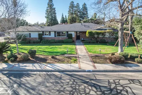 1488 W Roberts Ave, Fresno, CA 93711