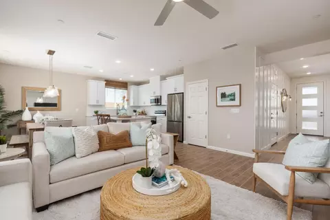 Living - 6748 E Pine Ave, Fresno, CA 93727 photo 3 of 3