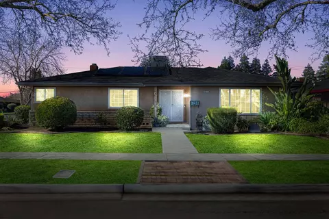 6213 N Anna, Fresno, CA 93710