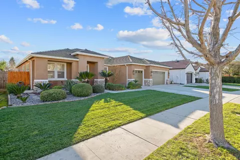 6317 Delaware, Visalia, CA 93291